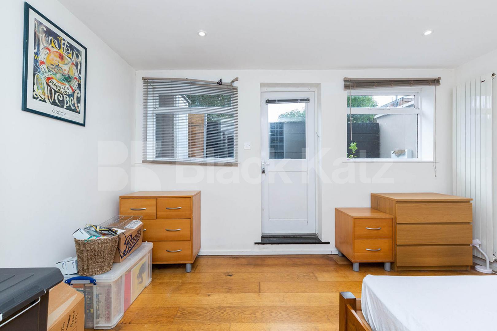 Ground Floor 1 bedroom property with patio located in the heart of Muswell Hill Pages Lane, Muswell Hill